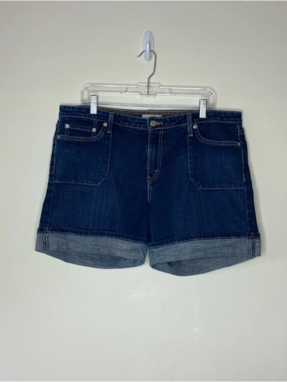 Levi’s 545 rolled denim shorts 16